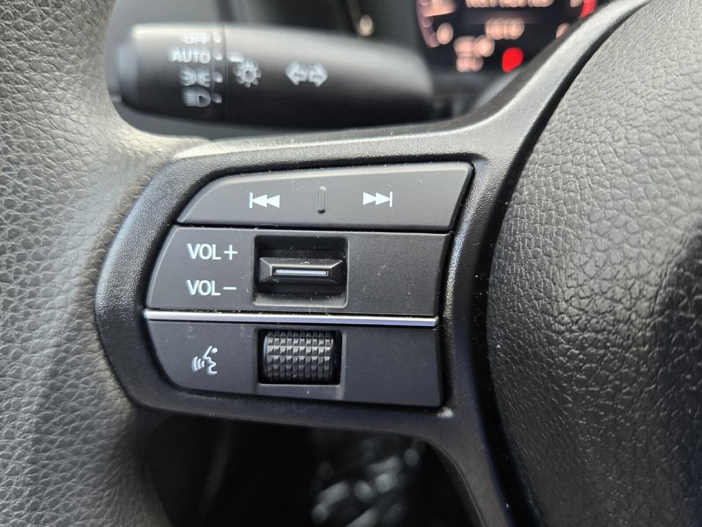 Certified 2023 Honda Accord LX image 25