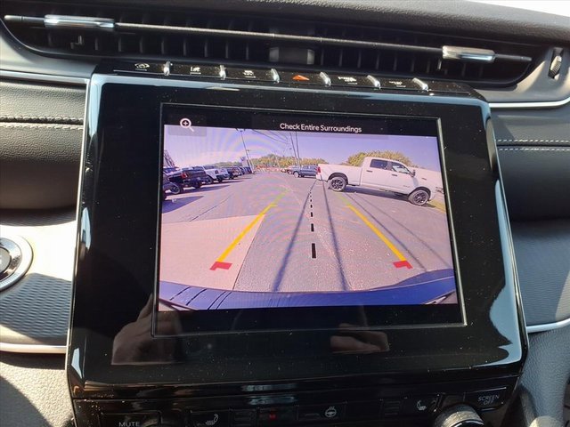 New 2025 Jeep Grand Cherokee L Altitude image 15