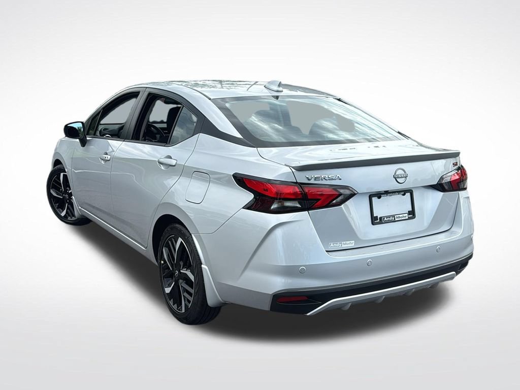 Used 2025 Nissan Versa SR w/ Trunk Package FWD image 5
