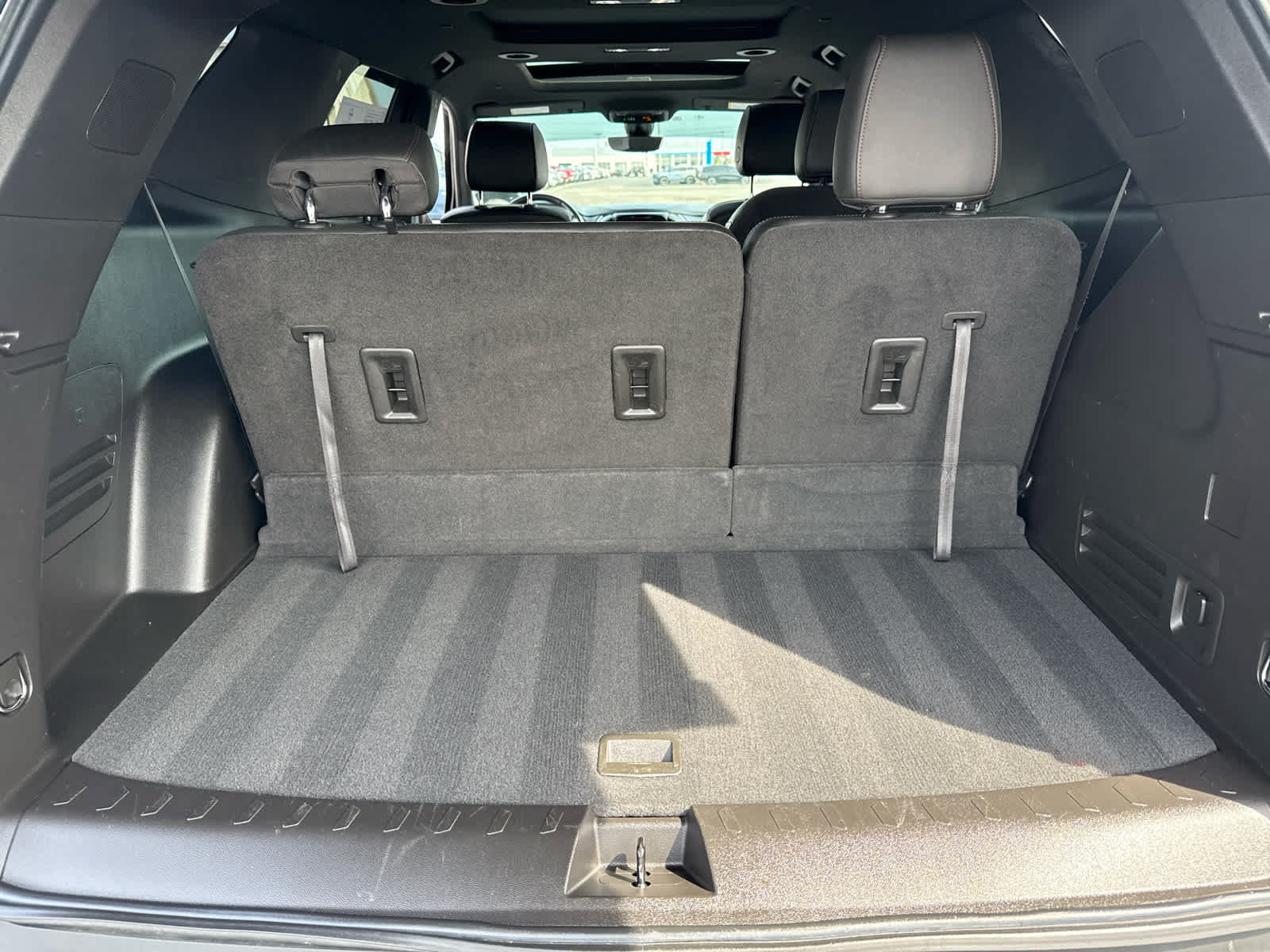 Certified 2022 Chevrolet Traverse RS w/ LPO, Floor Liner Package AWD/4WD image 25