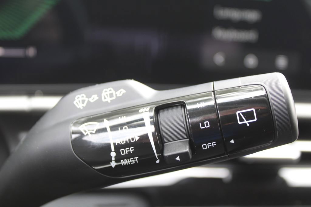 New 2026 Kia Sportage LX FWD image 32