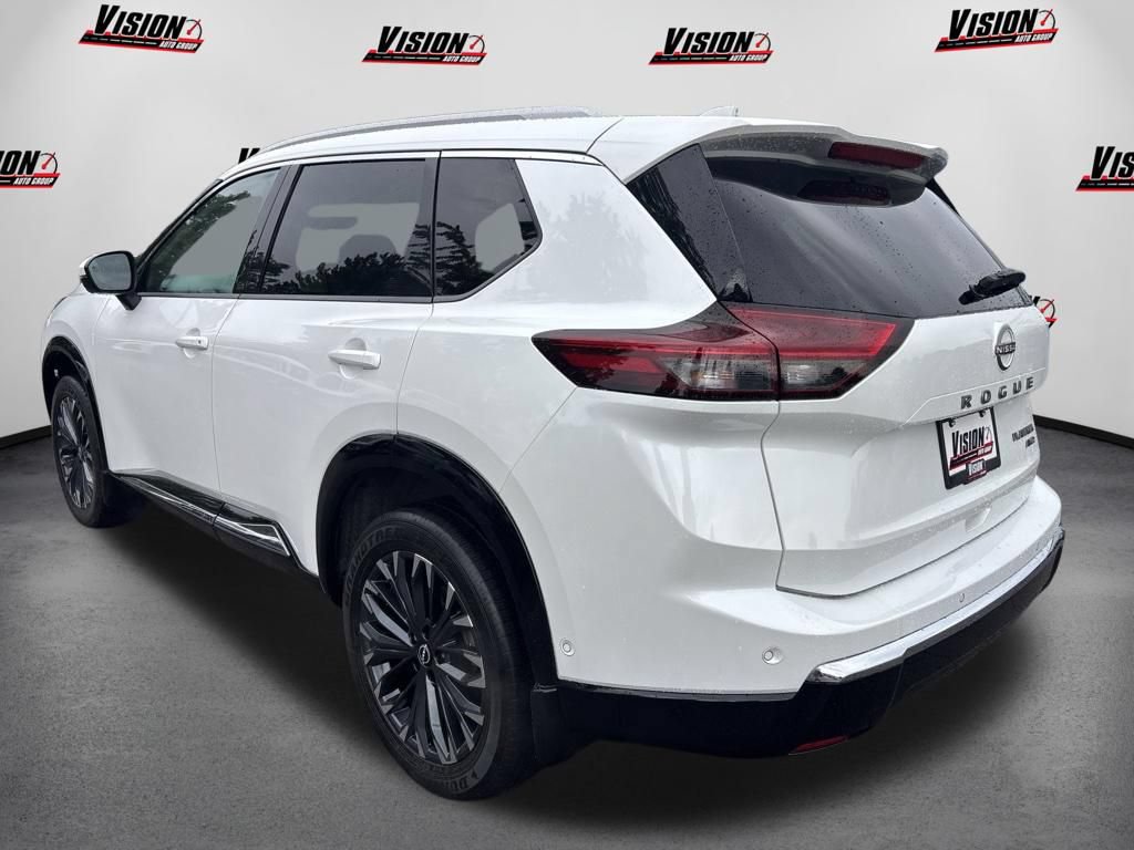 Certified 2024 Nissan Rogue Platinum AWD/4WD image 9
