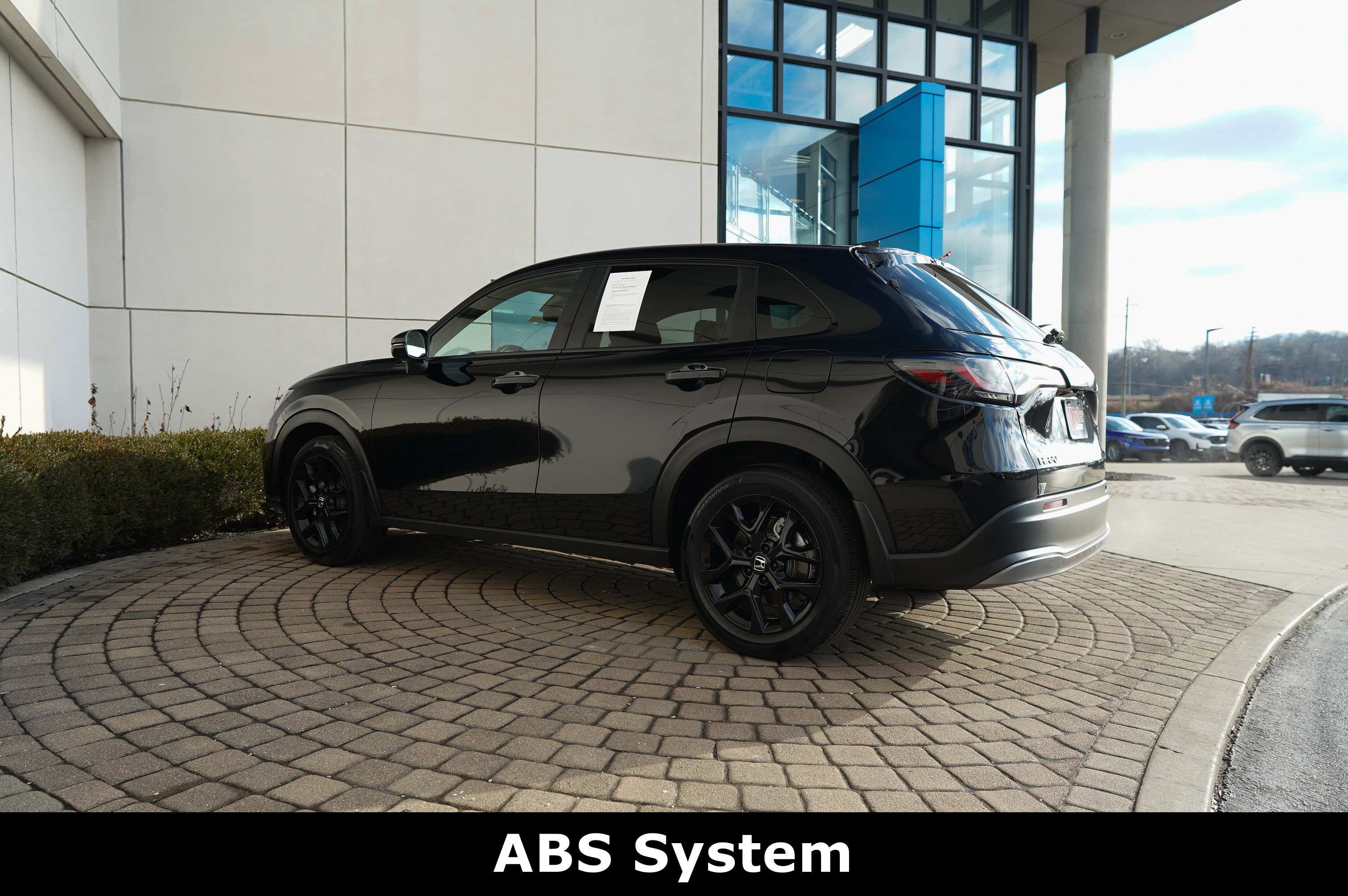 Used 2023 Honda HR-V Sport image 19