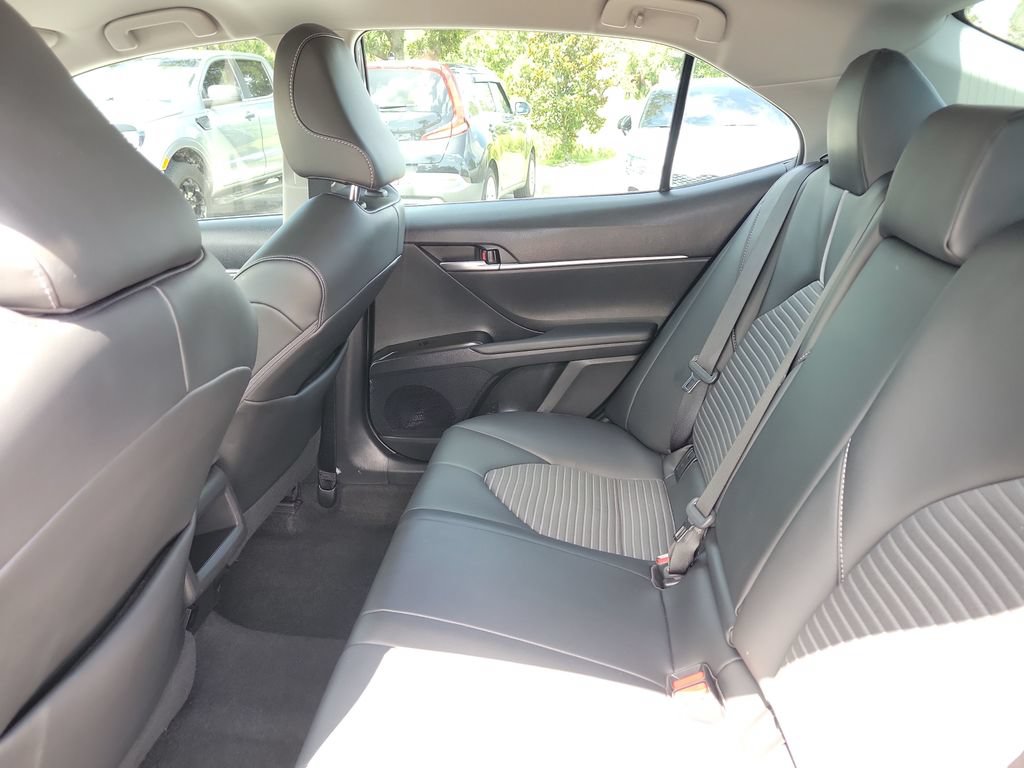 Used 2021 Toyota Camry SE FWD image 25