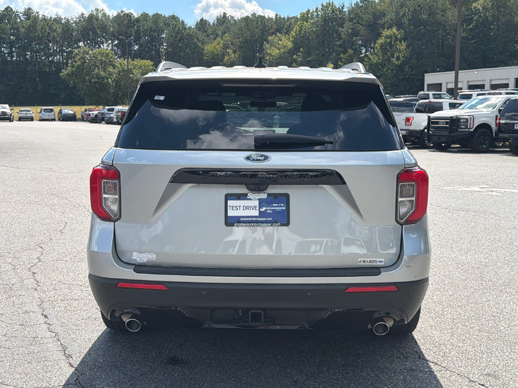 Used 2024 Ford Explorer ST-Line w/ Class IV Trailer Tow Package RWD image 6