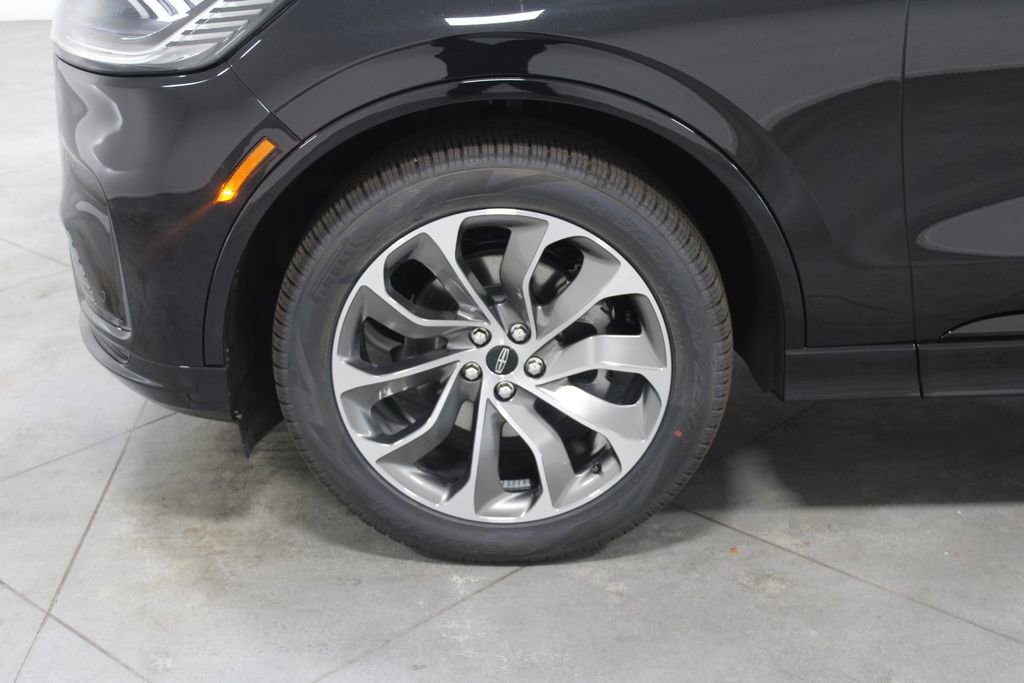 New 2025 Lincoln Aviator 2WD w/ Jet Appearance Package image 56