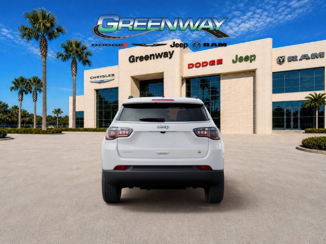 New 2026 Jeep Compass Latitude AWD/4WD image 7