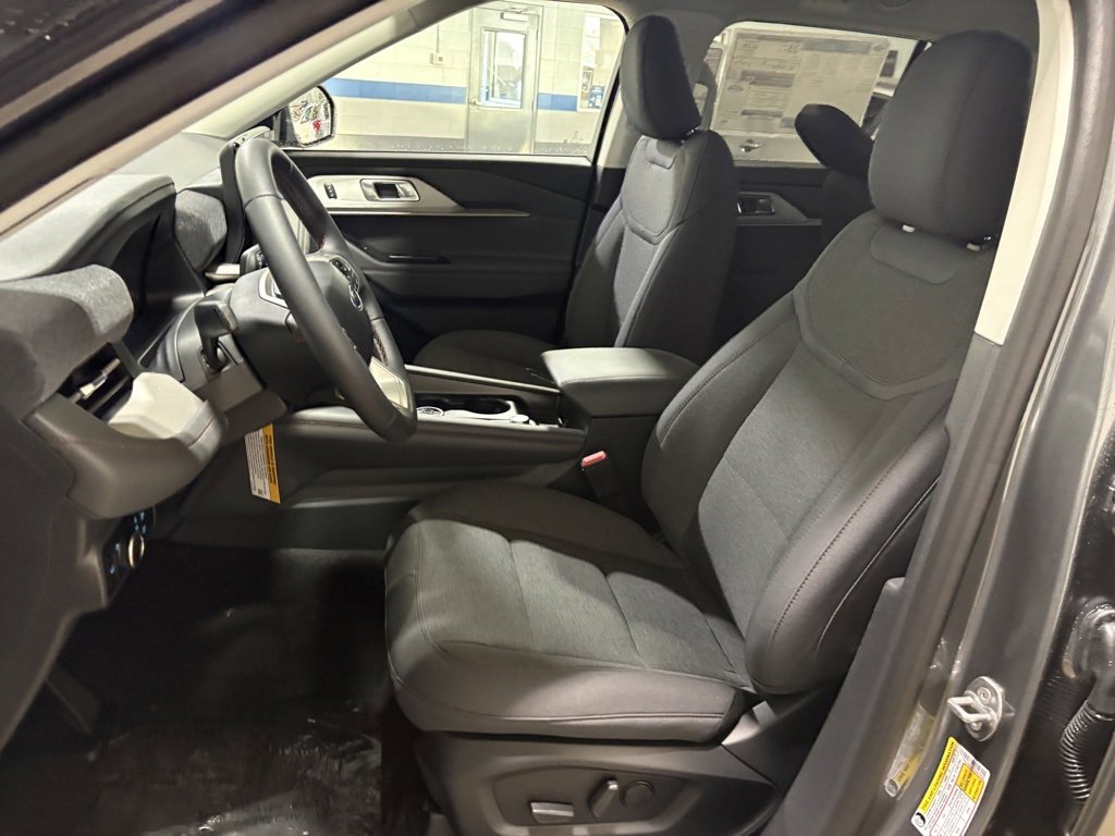 New 2026 Ford Explorer Active image 10