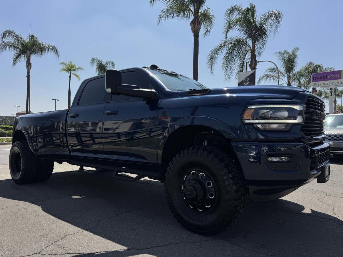 Used 2021 RAM 3500 Laramie w/ Night Edition image 9