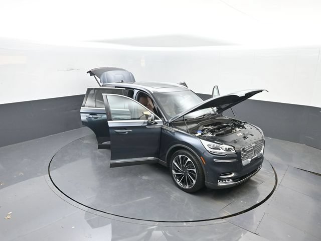 Used 2022 Lincoln Aviator Reserve w/ Equipment Group 201A RWD image 42