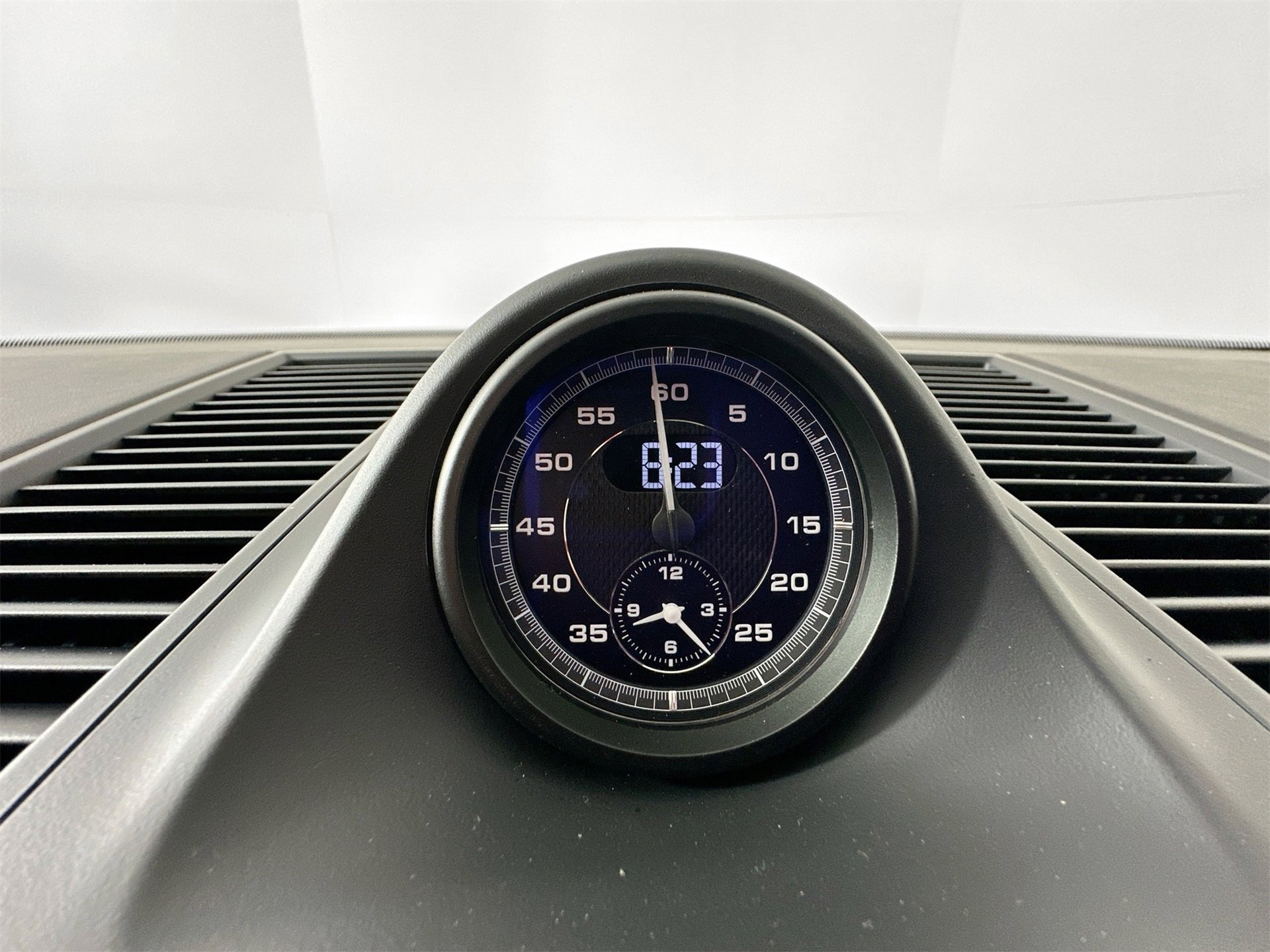 New 2026 Porsche Macan S image 24