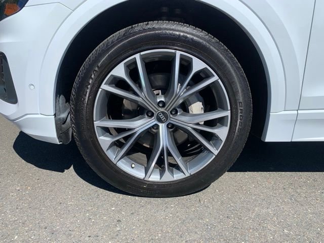 Used 2021 Audi Q8 Premium w/ Black Optic Package AWD/4WD image 11