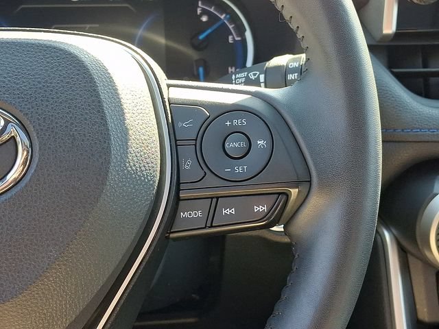 Used 2022 Toyota RAV4 XSE AWD/4WD image 25
