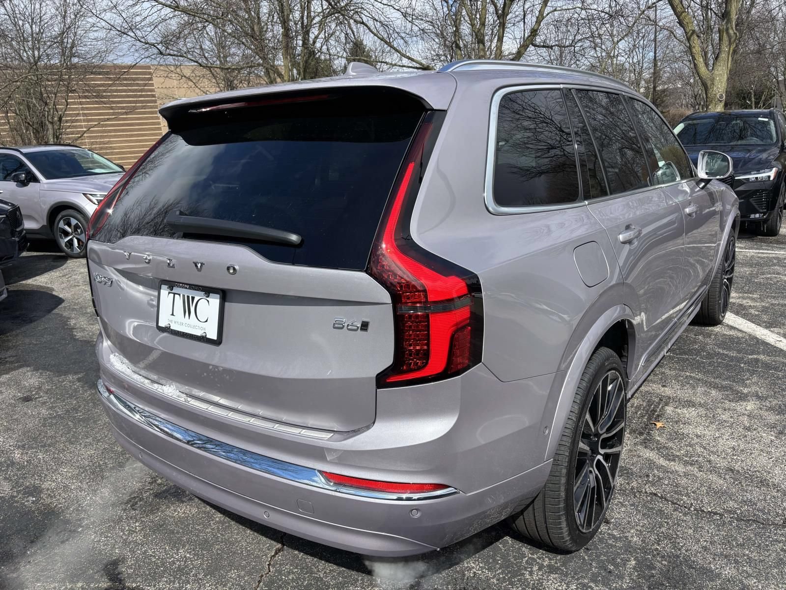 New 2026 Volvo XC90 B6 Plus w/ Protection Package Premier AWD/4WD image 5