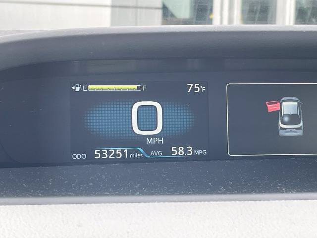 Used 2022 Toyota Prius LE FWD image 4