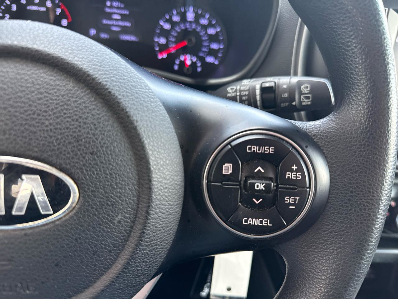 Used 2020 Kia Soul LX FWD image 19