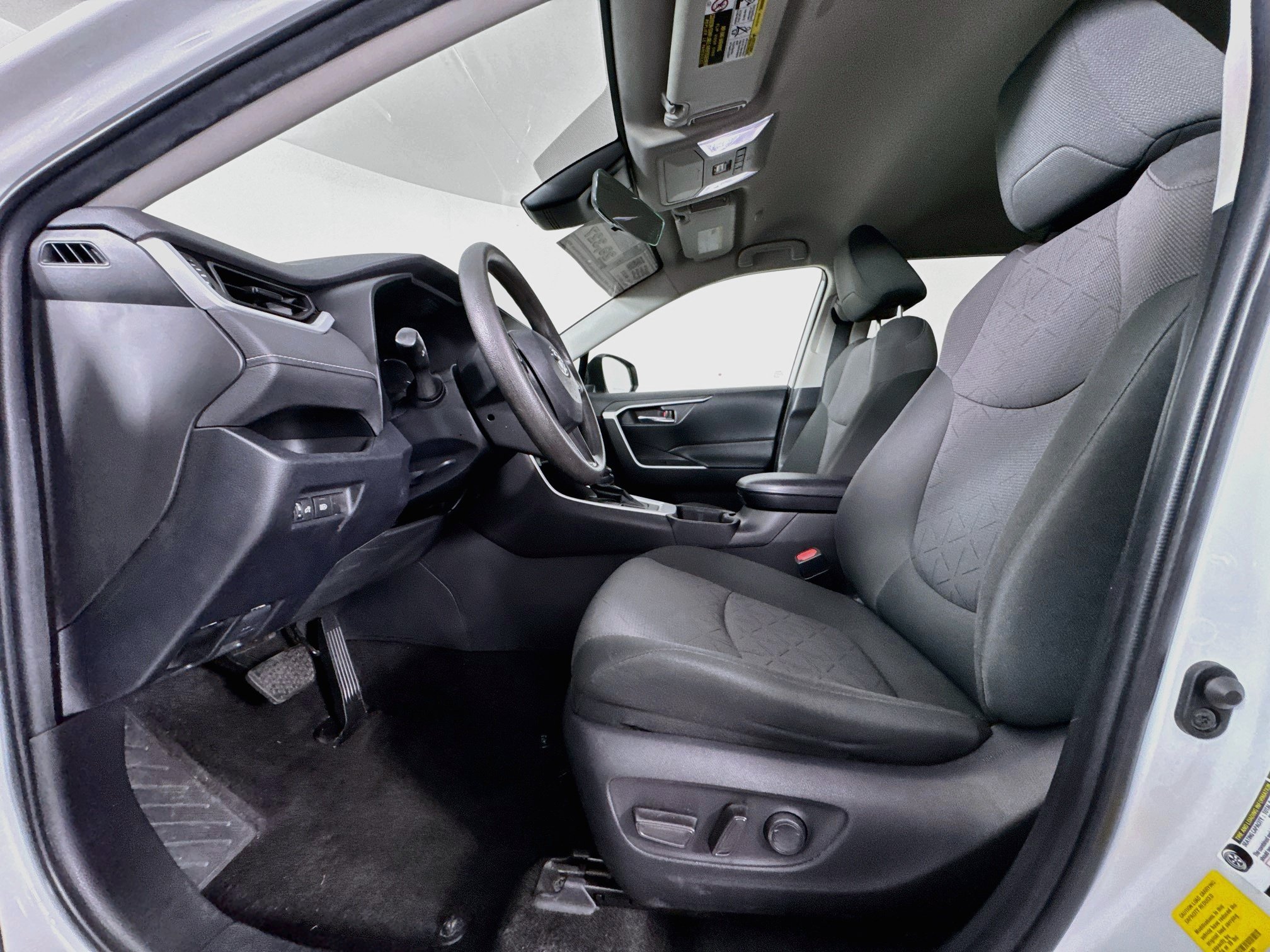 Certified 2023 Toyota RAV4 XLE AWD/4WD image 19
