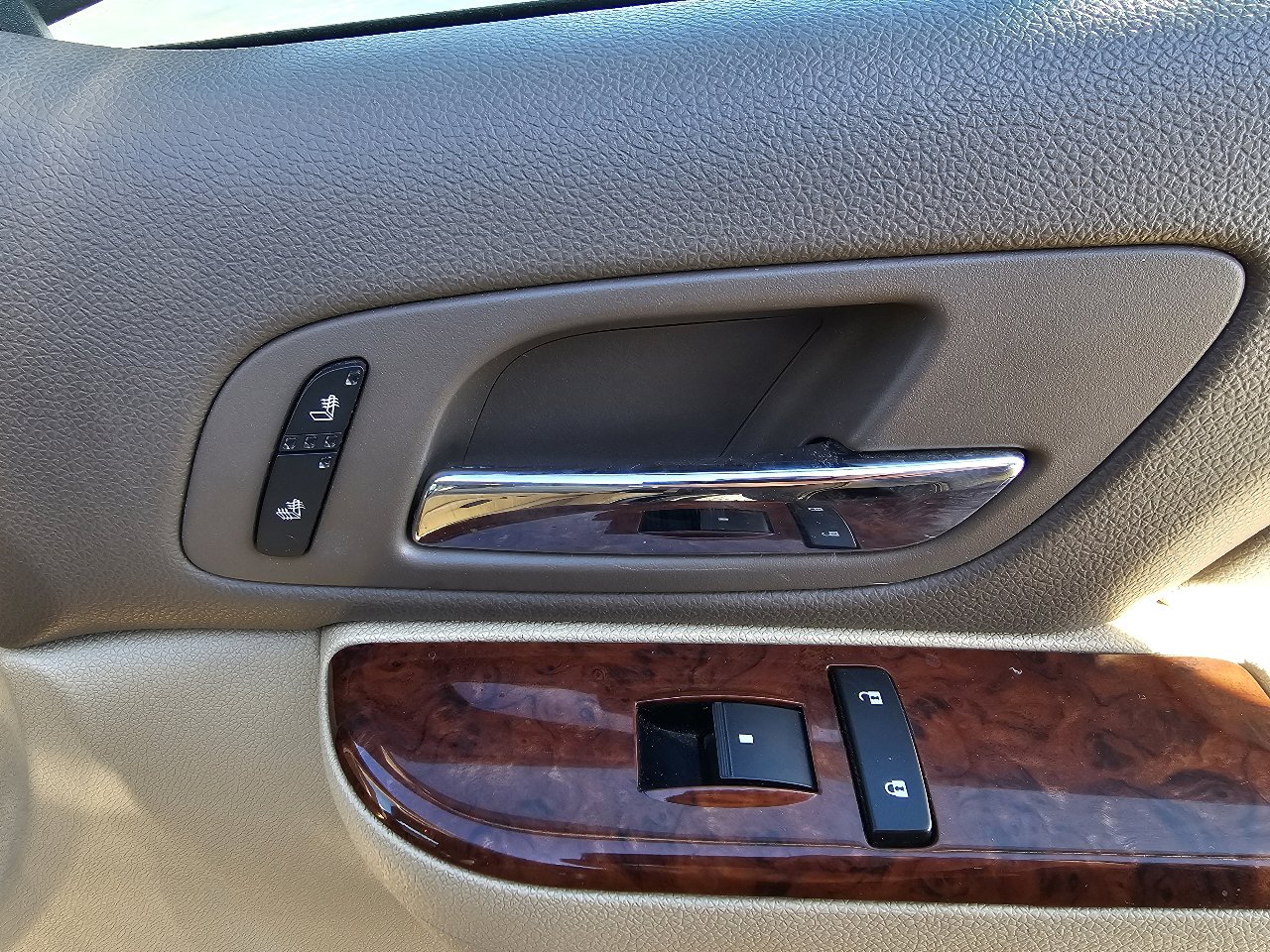 Used 2012 Chevrolet Silverado 1500 LTZ w/ LTZ Plus Package image 24