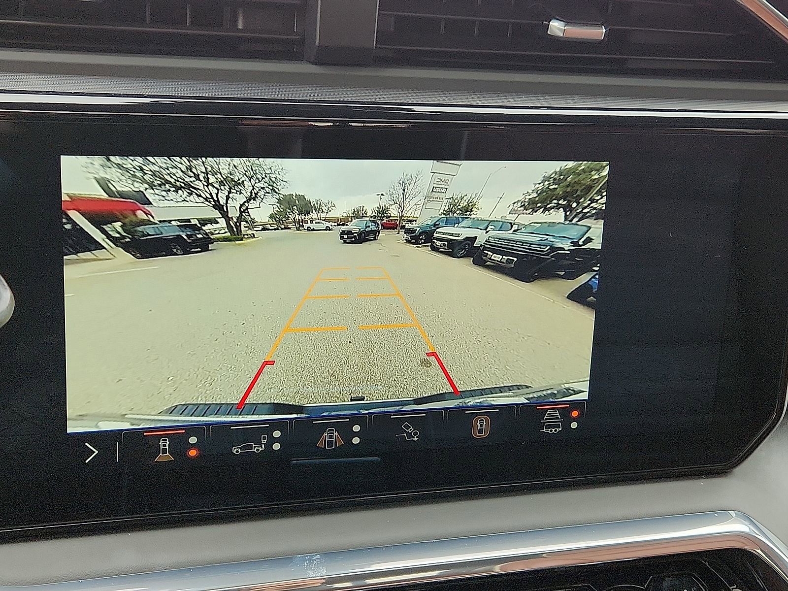 Used 2025 GMC Sierra 2500 Denali Ultimate image 17