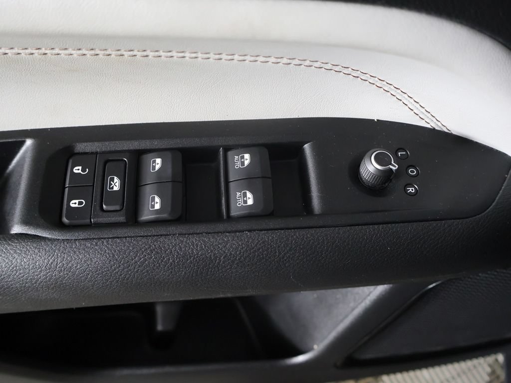 Used 2022 Jeep Compass Limited AWD/4WD image 33