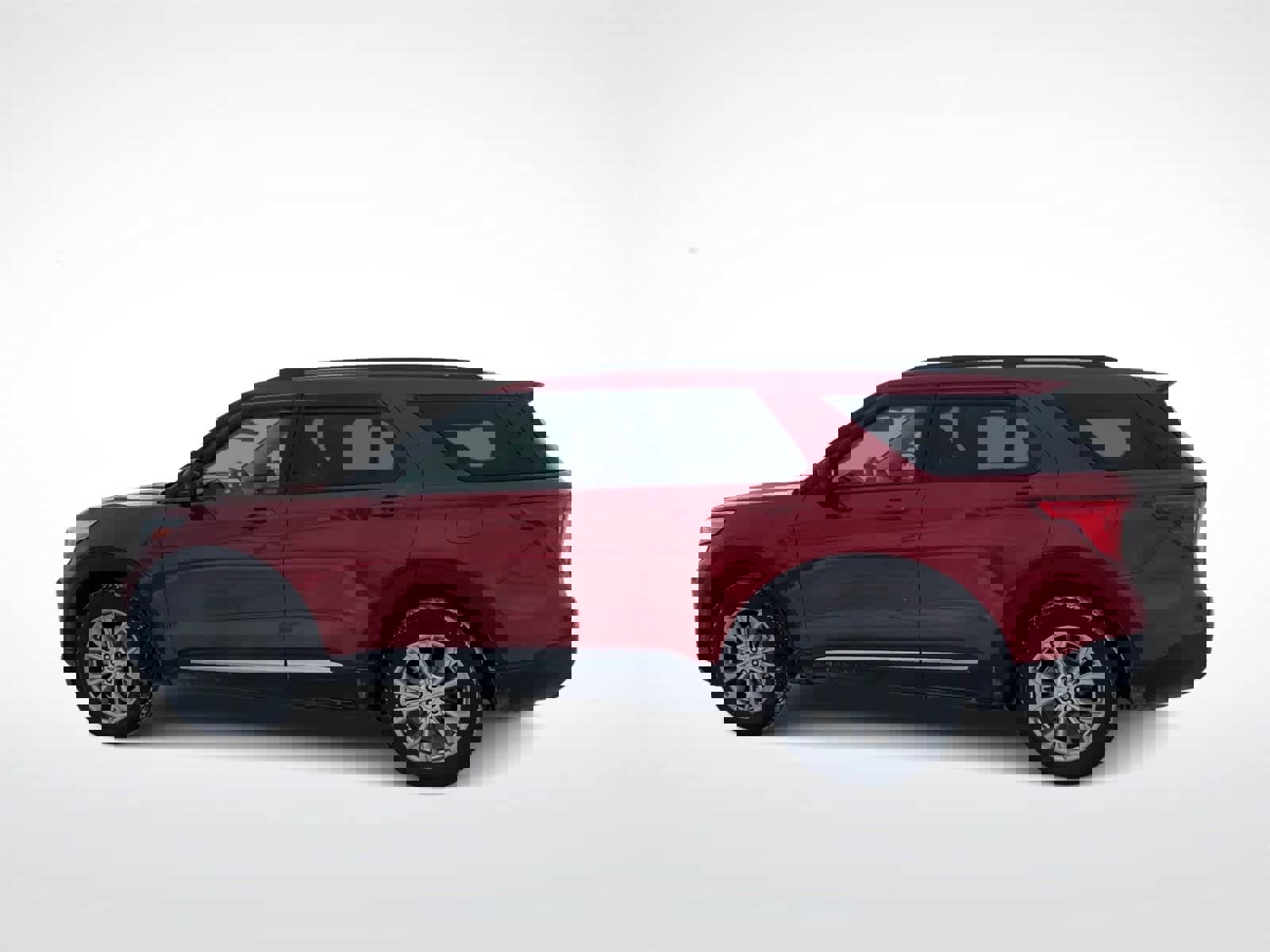 Used 2020 Ford Explorer XLT w/ Equipment Group 202A image 2