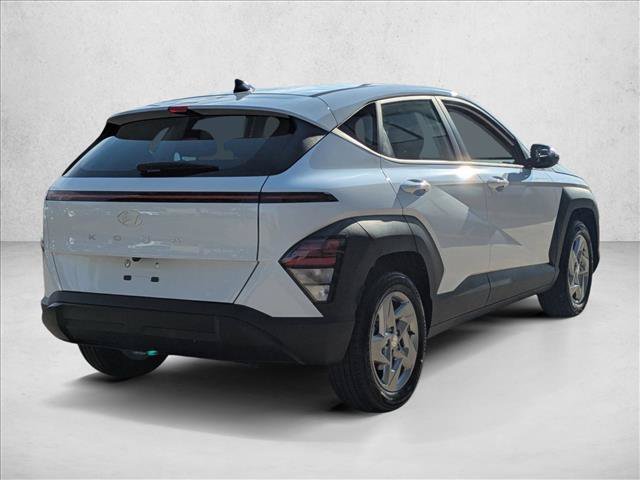 New 2027 Hyundai Kona SE FWD image 6
