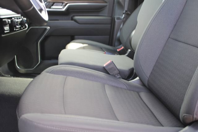 Used 2024 Chevrolet Silverado 3500 LT image 39