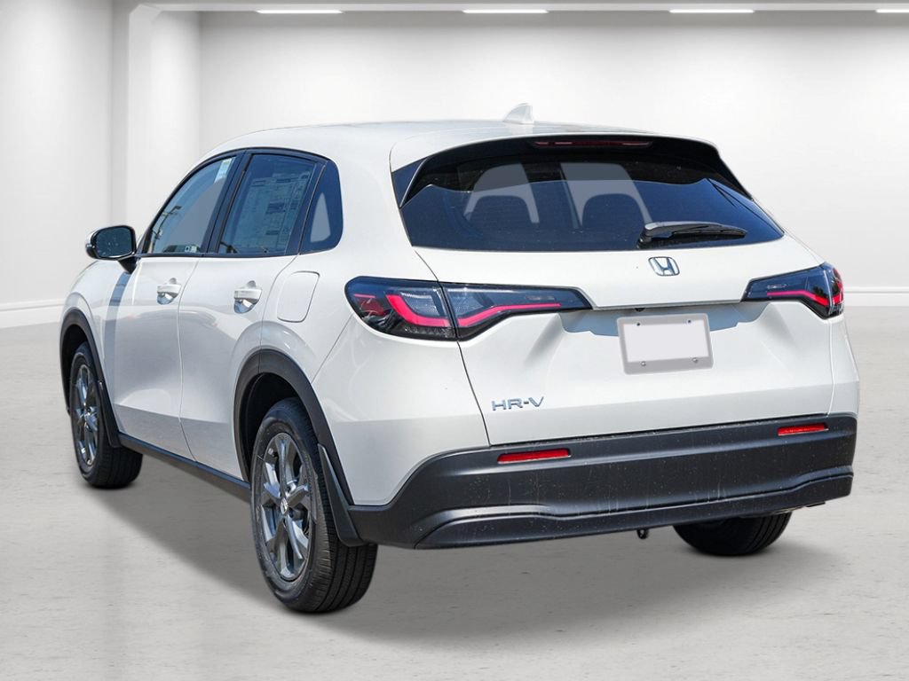 New 2027 Honda HR-V LX image 2