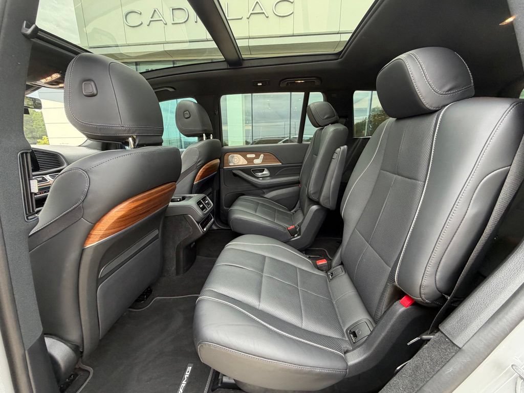 Used 2024 Mercedes-Benz GLS 580 4MATIC image 19