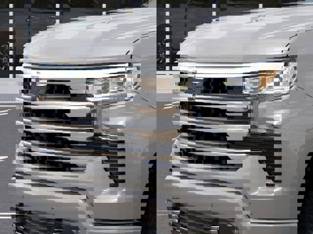 New 2026 Chevrolet Silverado 1500 High Country w/ Technology Package AWD/4WD image 13
