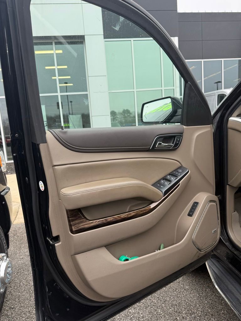 Used 2020 GMC Yukon XL SLT w/ Premium Edition image 20