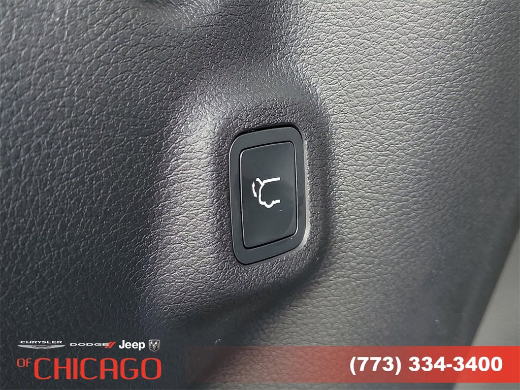 New 2026 Jeep Compass Limited image 8