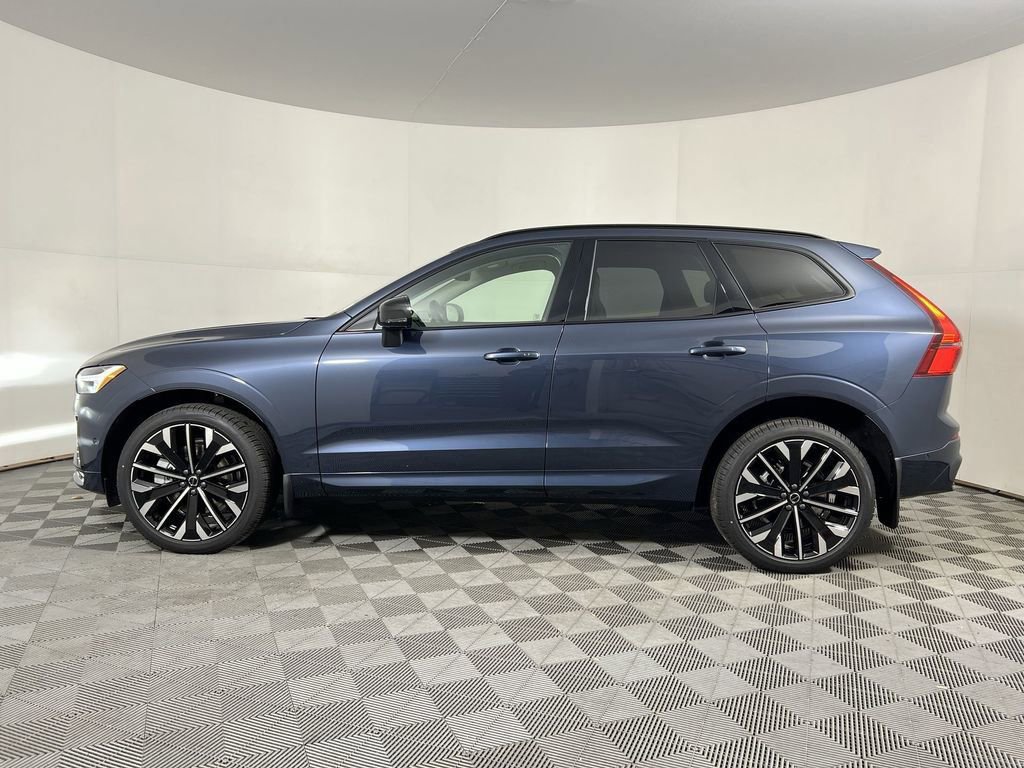 New 2026 Volvo XC60 B5 Ultra w/ Climate Package image 5