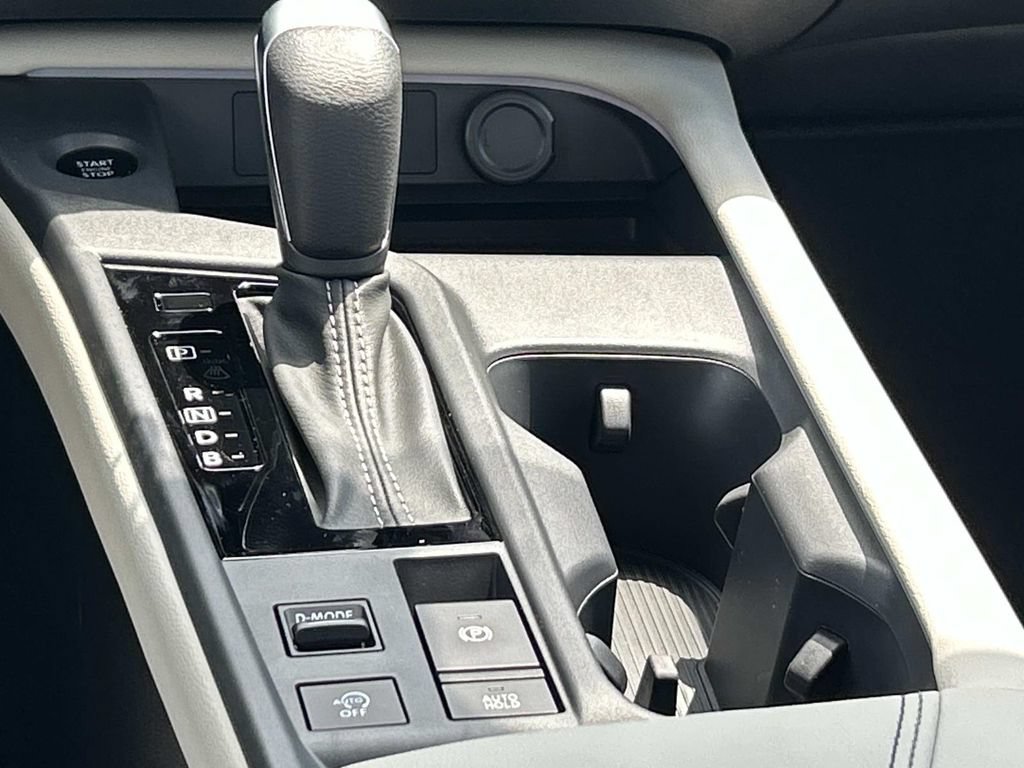 New 2026 Nissan Sentra SL w/ Floor Mat Package FWD image 26