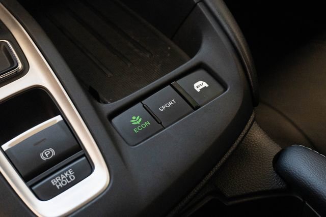 Used 2020 Honda Insight Touring image 28