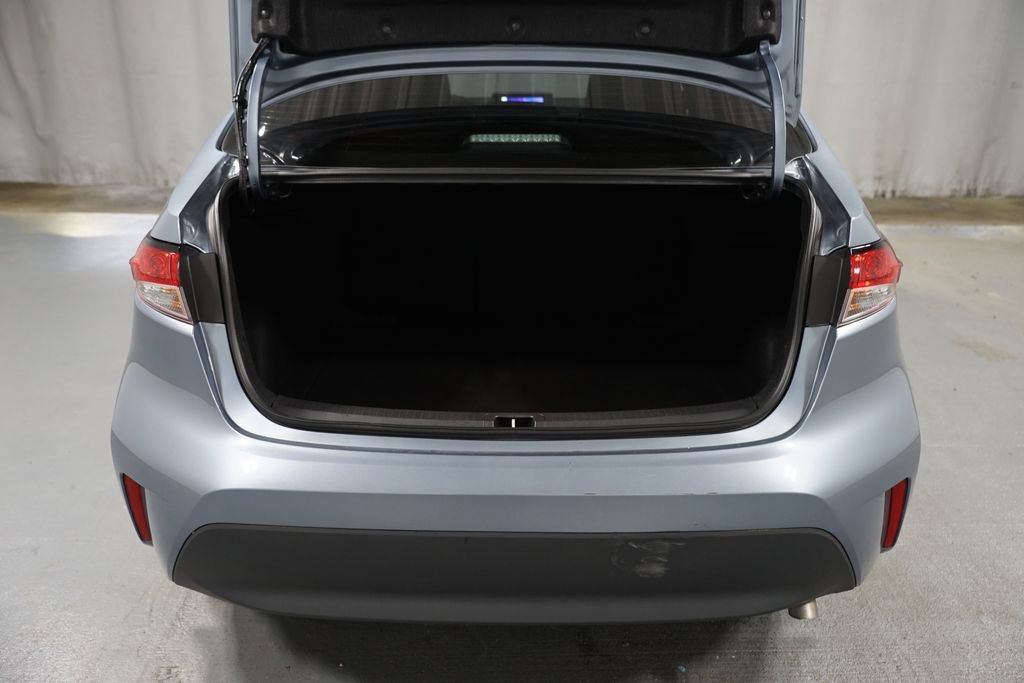 Certified 2025 Toyota Corolla LE image 31