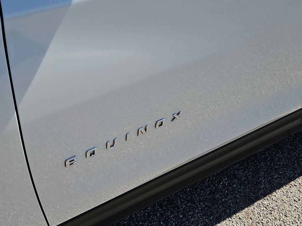 Used 2022 Chevrolet Equinox Premier FWD image 12