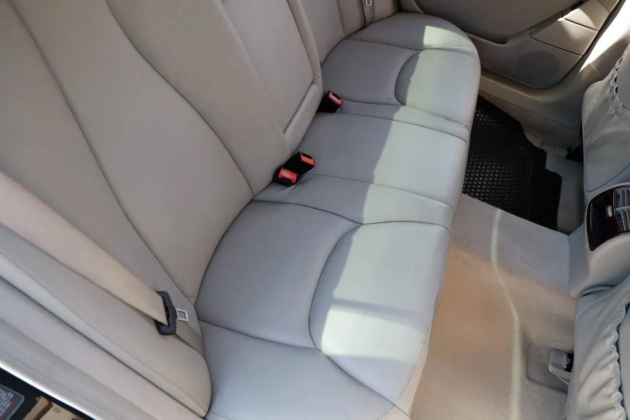 Used 2001 Mercedes-Benz S 500 image 12