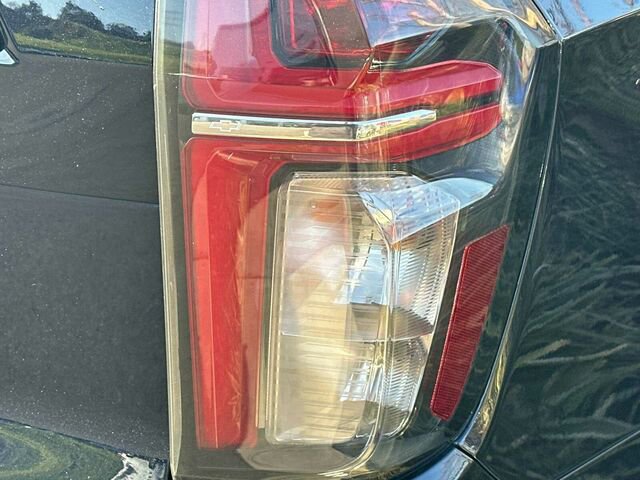 Used 2024 Chevrolet Suburban RST image 35