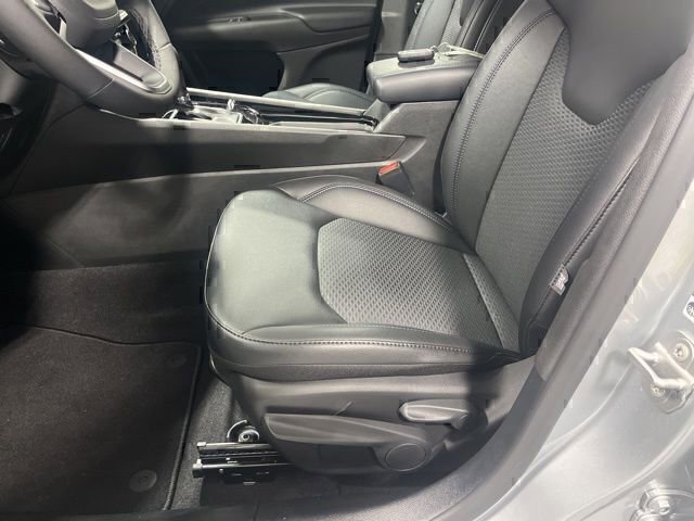 New 2026 Jeep Compass Latitude AWD/4WD image 7