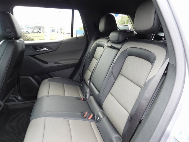 New 2026 Chevrolet Equinox LT w/ Safety and Technology Package image 38