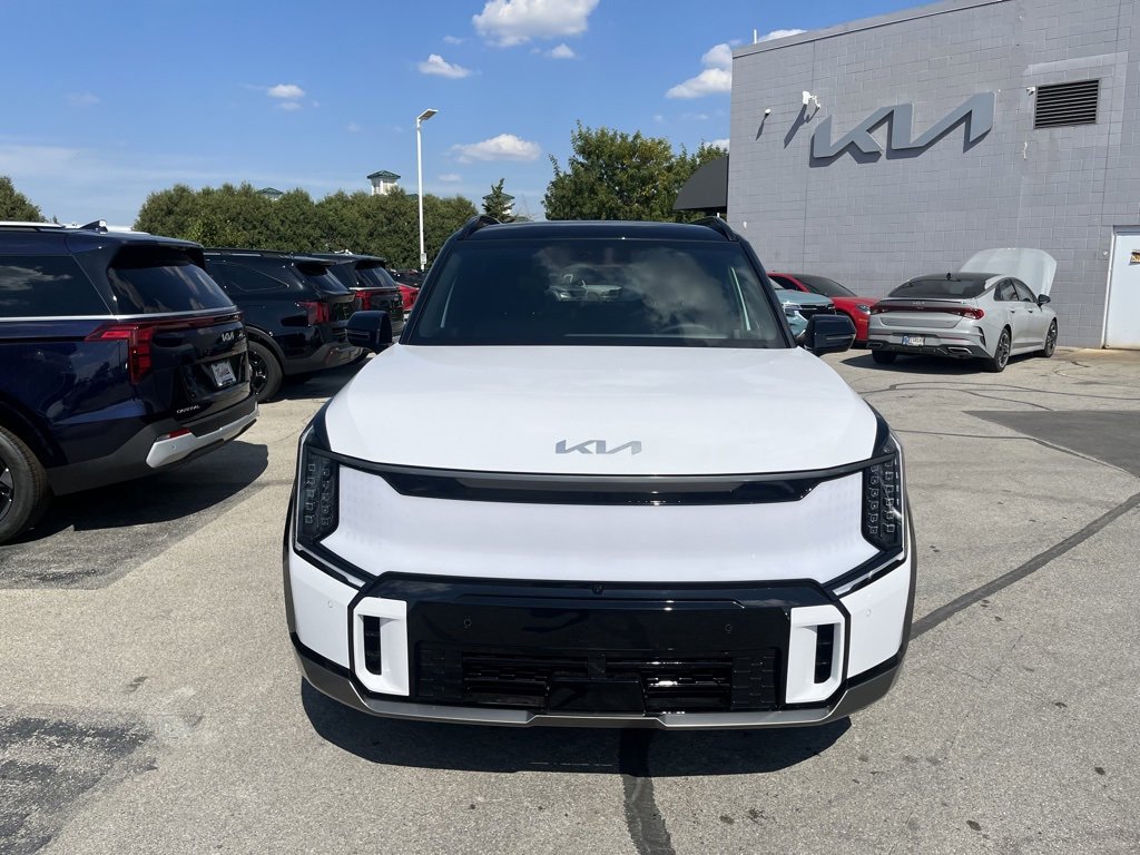 New 2026 Kia EV9 GT-Line image 2