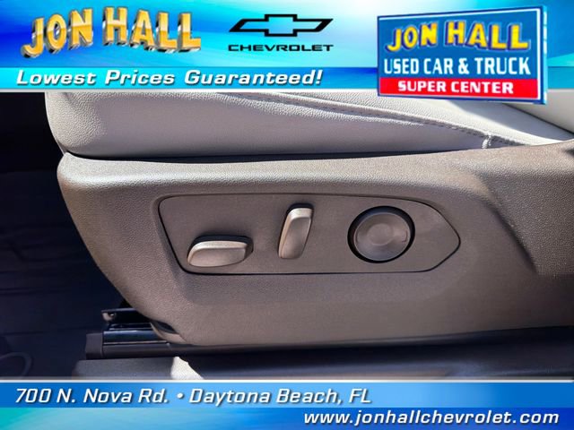 Used 2025 Chevrolet Suburban Z71 w/ Z71 Off-Road Package image 22