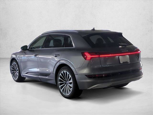 Used 2019 Audi e-tron Prestige w/ Prestige Package AWD/4WD image 8