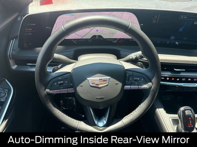 Used 2025 Cadillac XT4 Premium Luxury AWD/4WD image 17