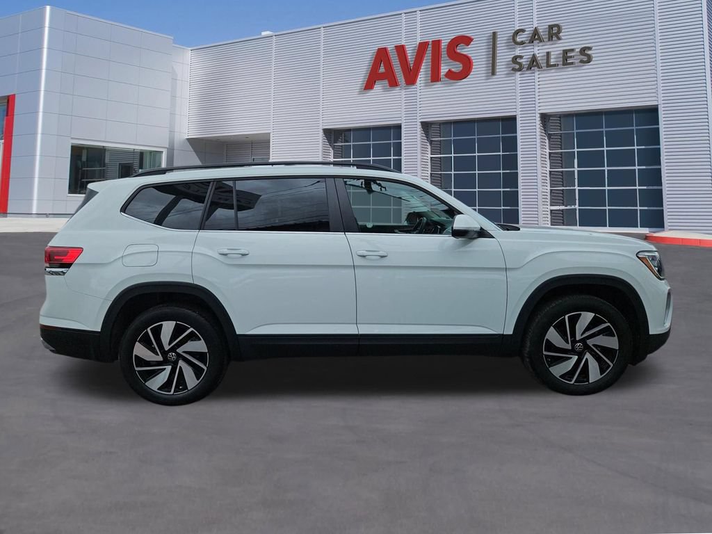 Used 2025 Volkswagen Atlas SE AWD/4WD image 7