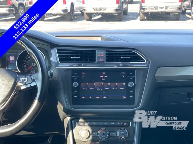 Used 2018 Volkswagen Tiguan SEL AWD/4WD image 20