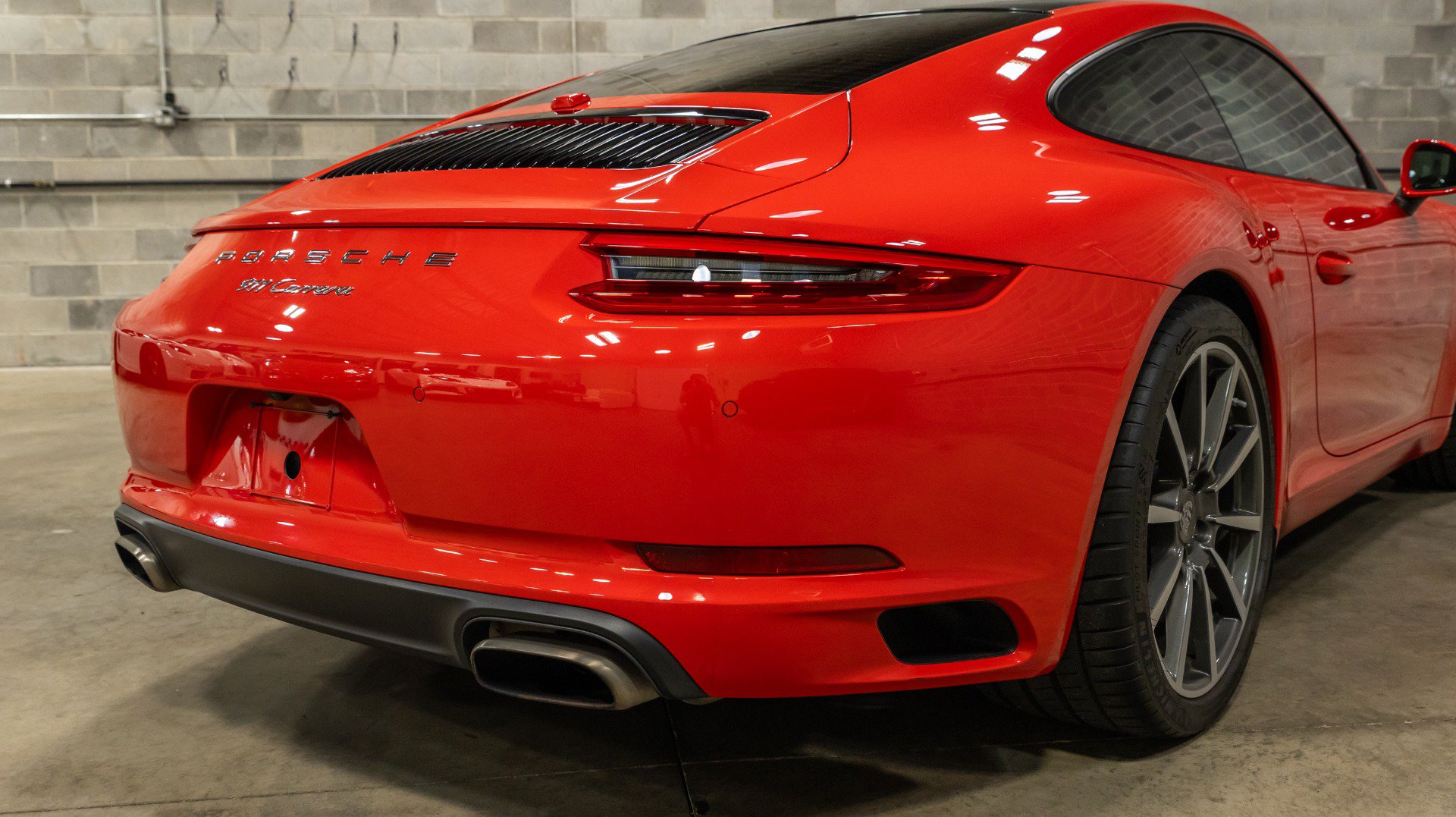 Used 2018 Porsche 911 Carrera RWD image 24