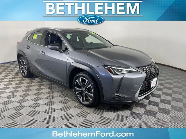 Used 2019 Lexus UX 200 w/ Premium Package image 1