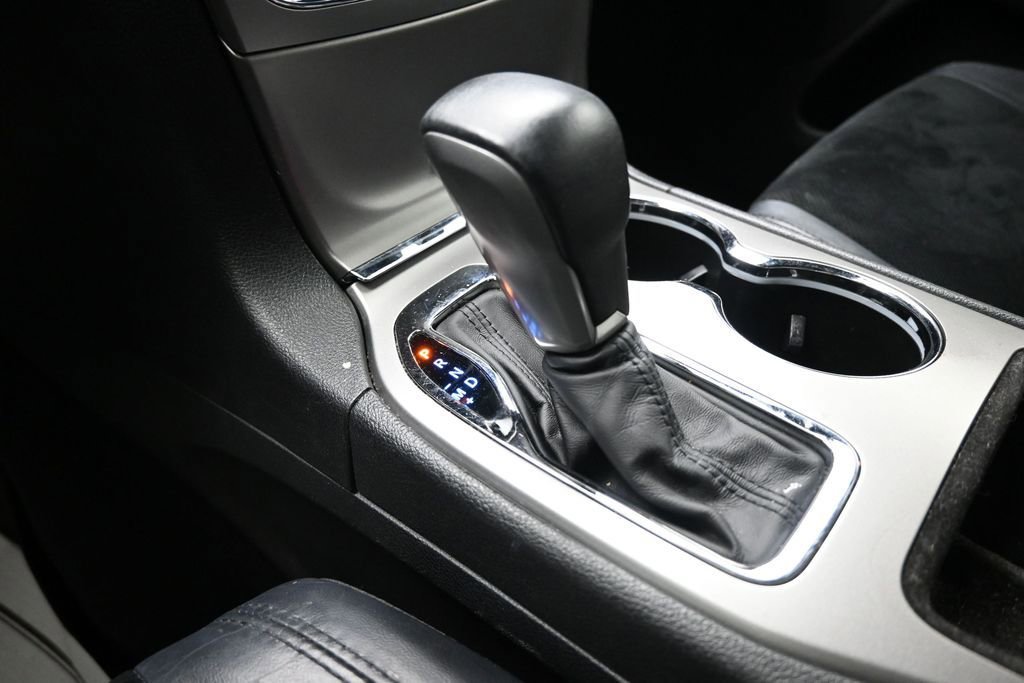 Used 2018 Jeep Grand Cherokee Altitude AWD/4WD image 21